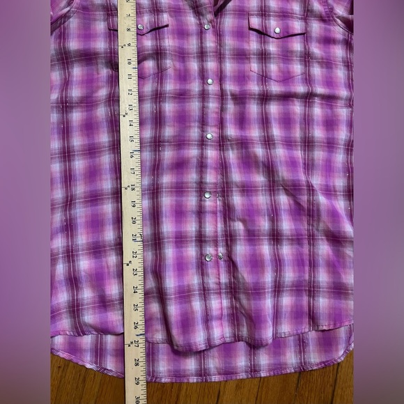 Wrangler Wrancher Women Pink Plaid Pearl Snap Long Sleeve Button Up Shirt Wester - Picture 7 of 8